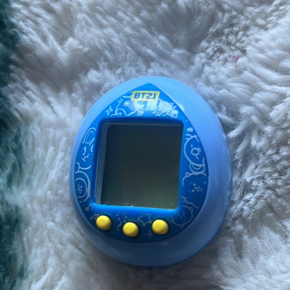 Dead stock BTS BT21 tamagotchi space color version rare - Picture 3 of 6